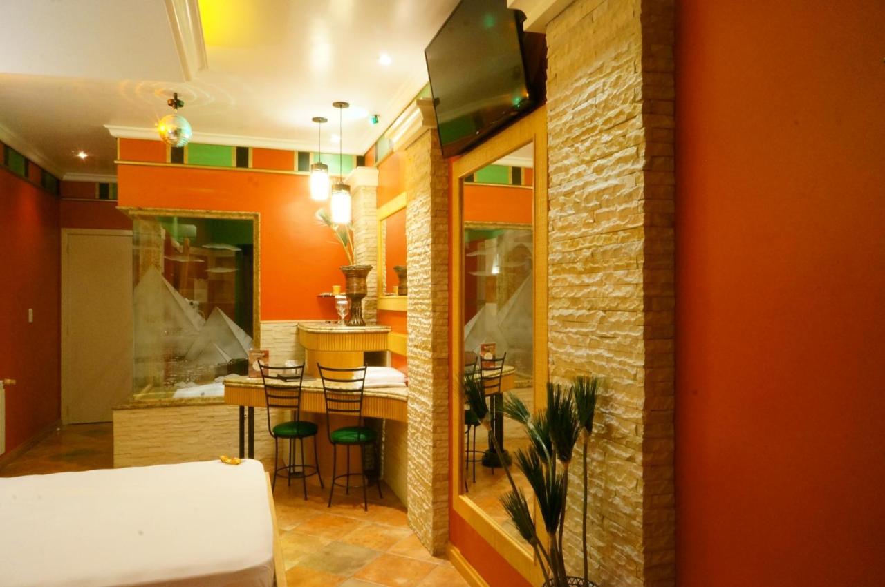 Love hotel Monn Cherry *